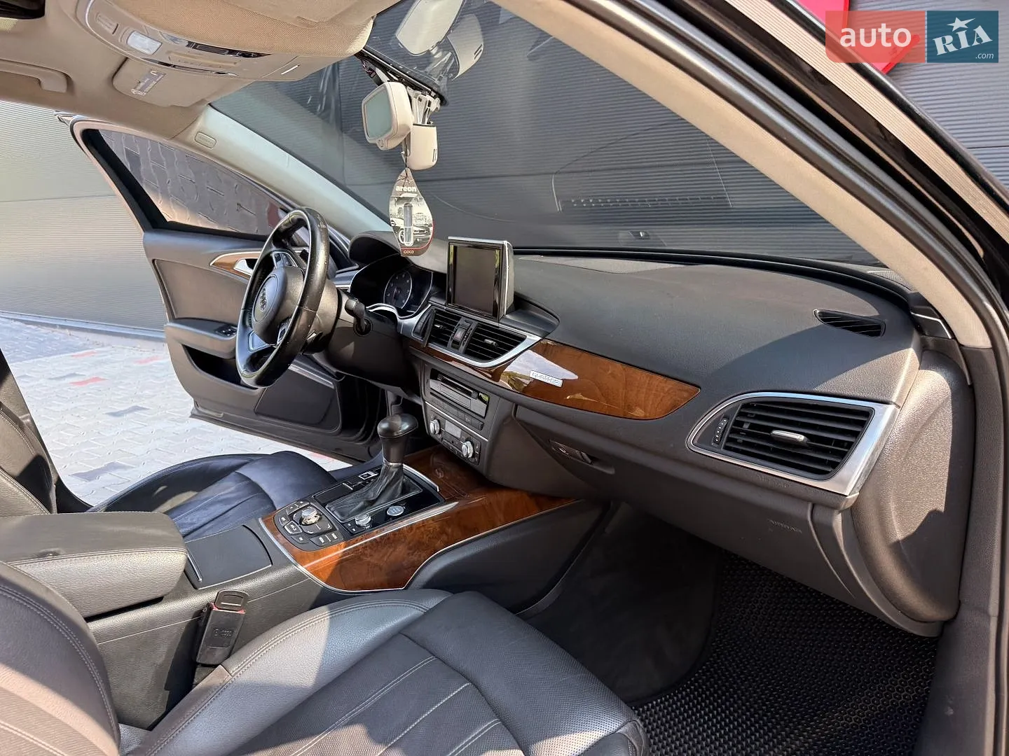 2011 Audi A6 - мініатюра 60