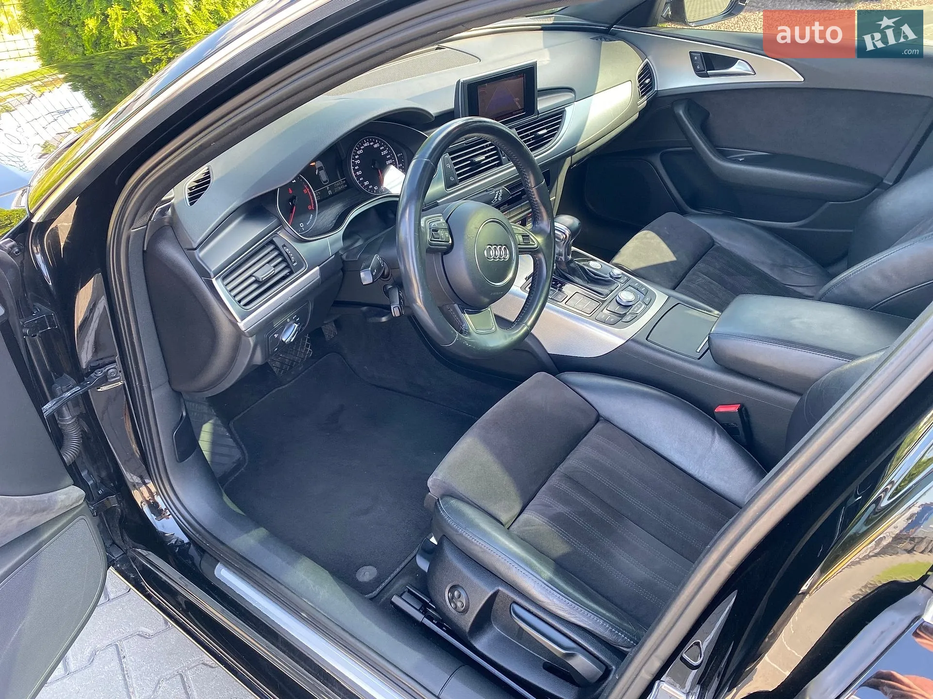 2011 Audi A6 - мініатюра 25