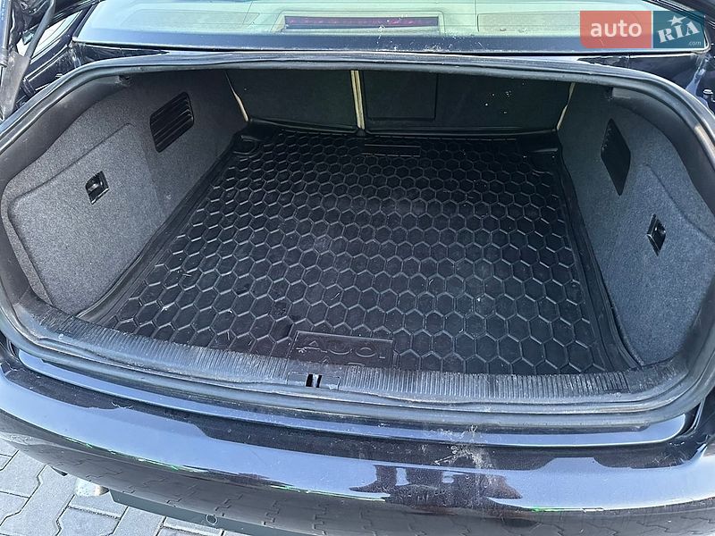 Седан Audi A6 2002 в Яремчі