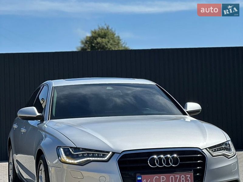 Седан Audi A6 2014 в Дубні
