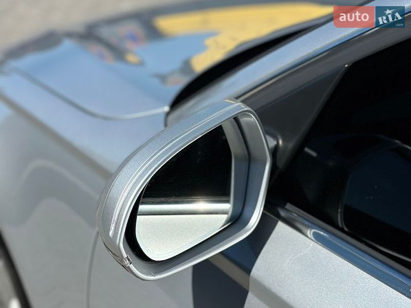 Седан Audi A6 2014 в Дубні