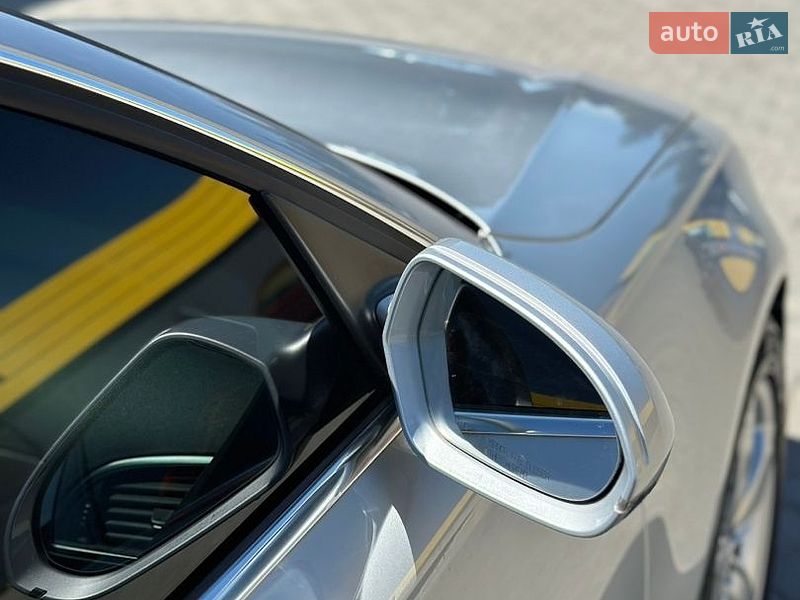 Седан Audi A6 2014 в Дубні