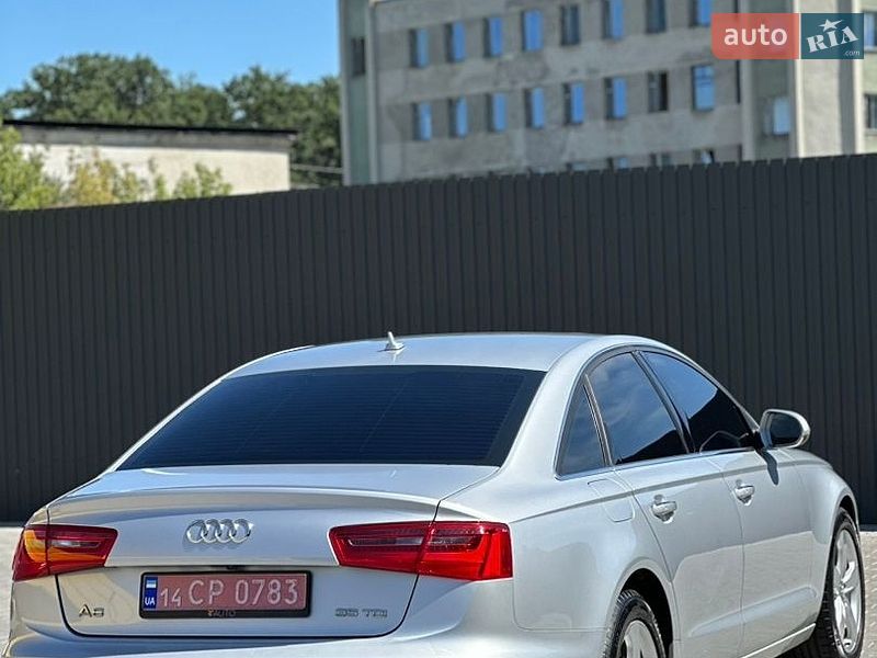 Седан Audi A6 2014 в Дубні