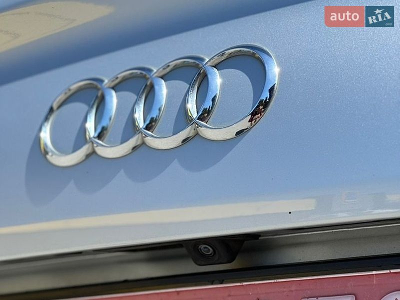 Седан Audi A6 2014 в Дубні