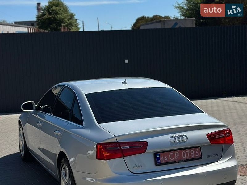 Седан Audi A6 2014 в Дубні