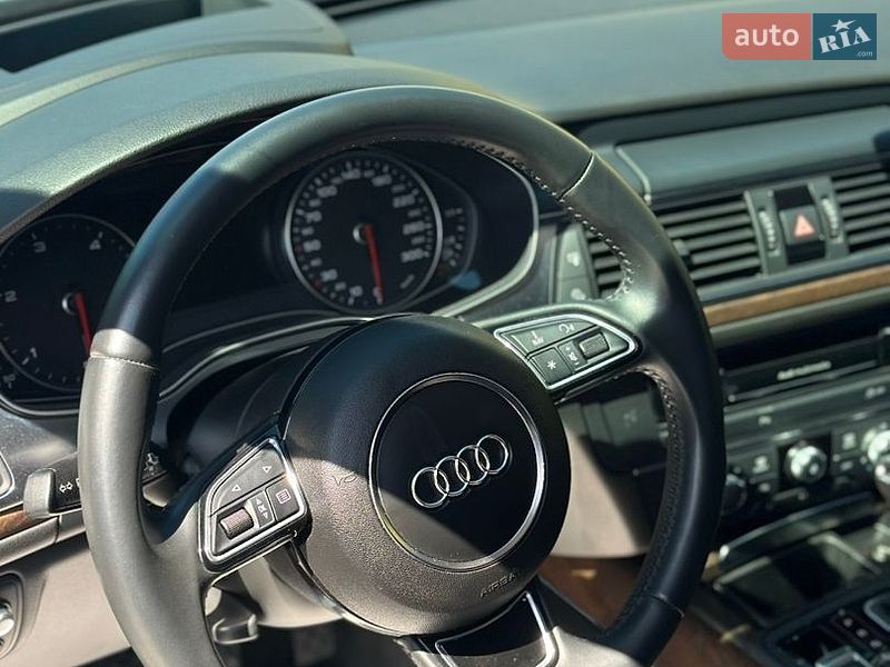 Седан Audi A6 2014 в Дубні