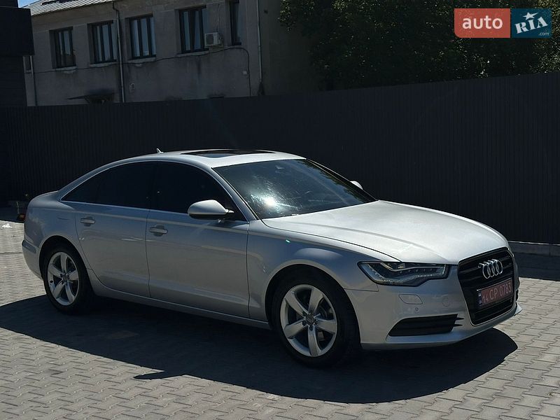 Седан Audi A6 2014 в Дубні