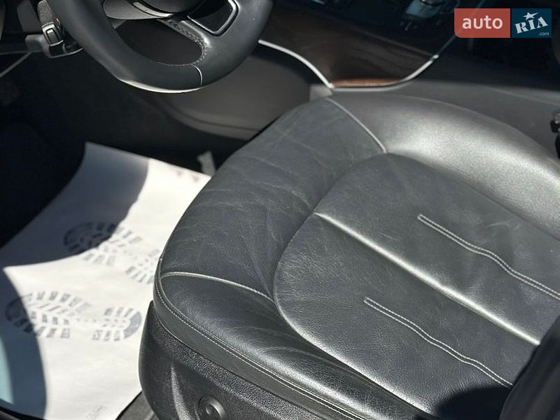 Седан Audi A6 2014 в Дубні