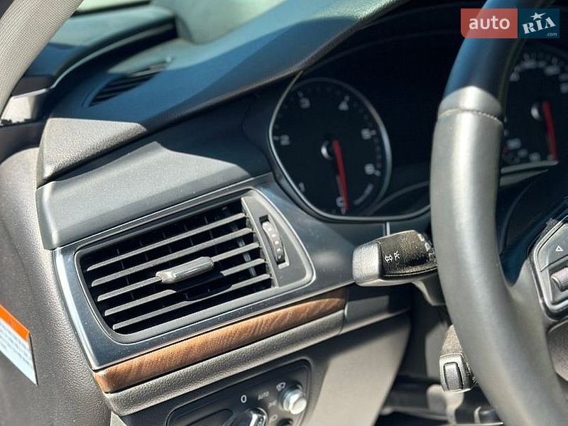 Седан Audi A6 2014 в Дубні