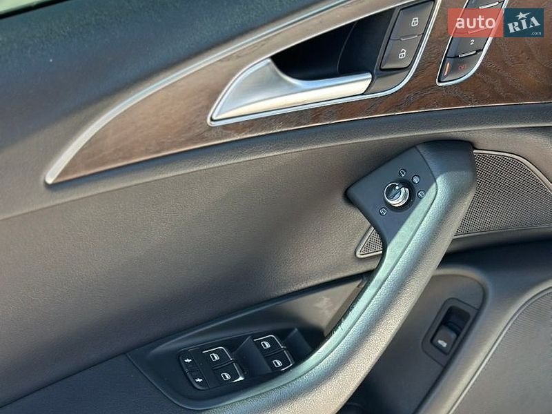 Седан Audi A6 2014 в Дубні