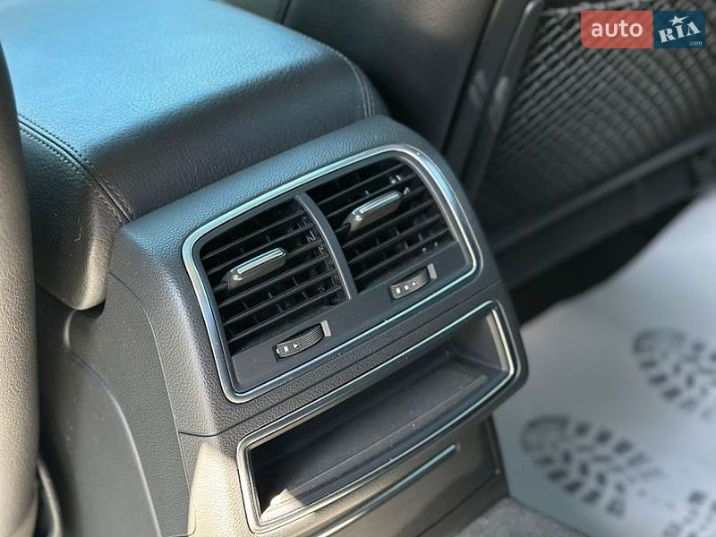 Седан Audi A6 2014 в Дубні