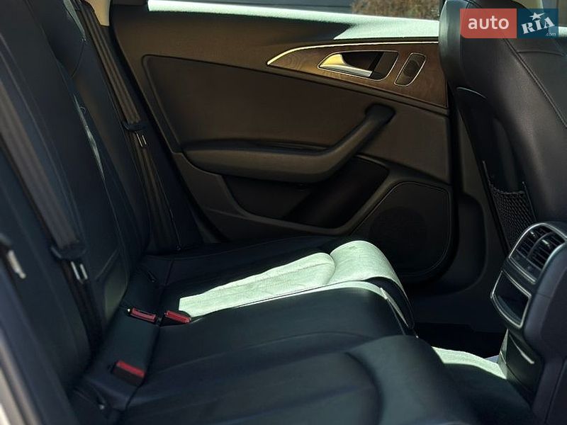 Седан Audi A6 2014 в Дубні