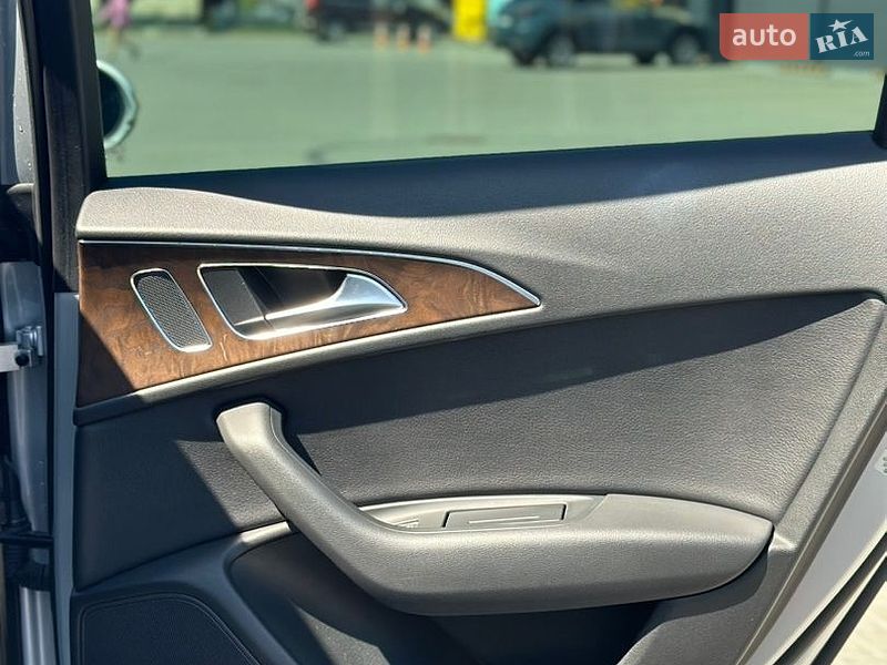 Седан Audi A6 2014 в Дубні