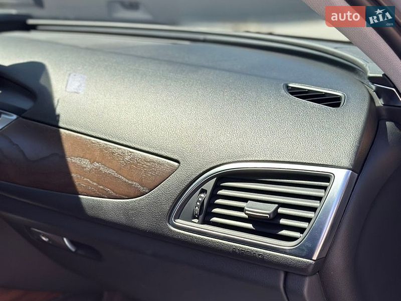 Седан Audi A6 2014 в Дубні