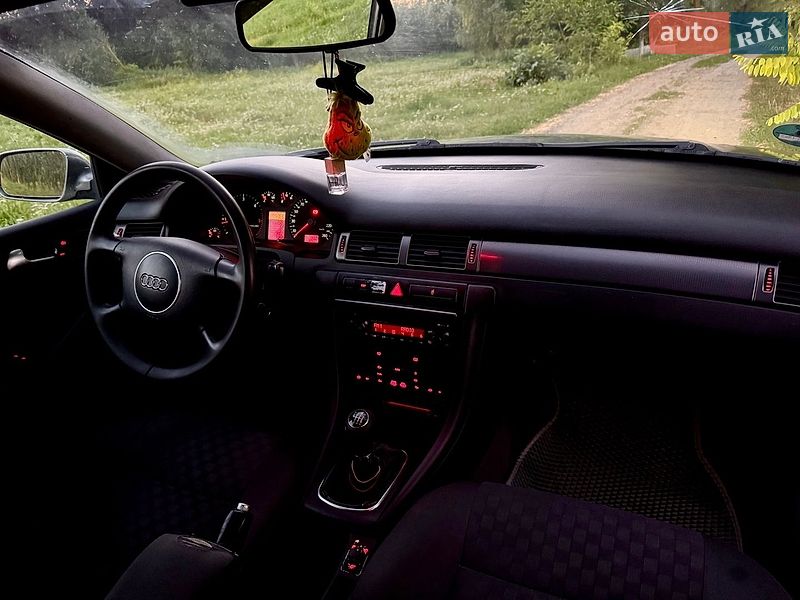 Універсал Audi A6 2002 в Дубні