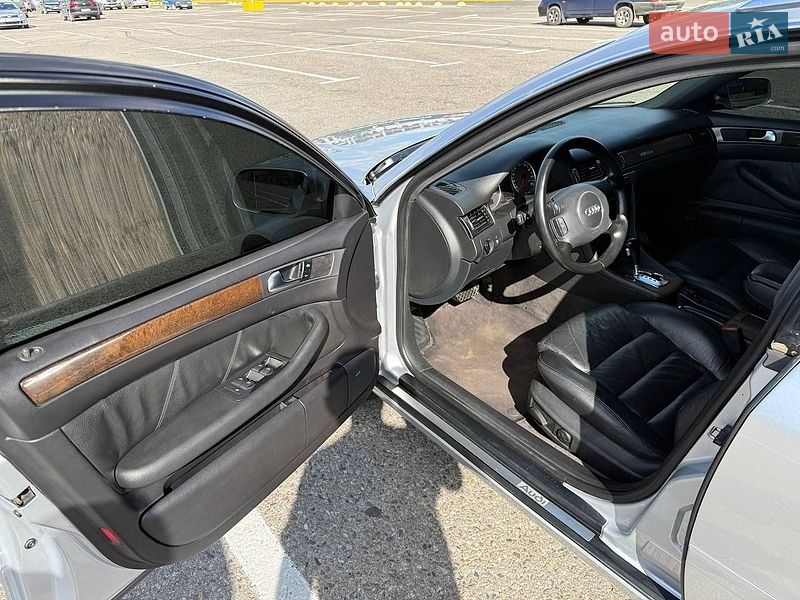 Универсал Audi A6 2003 в Черновцах