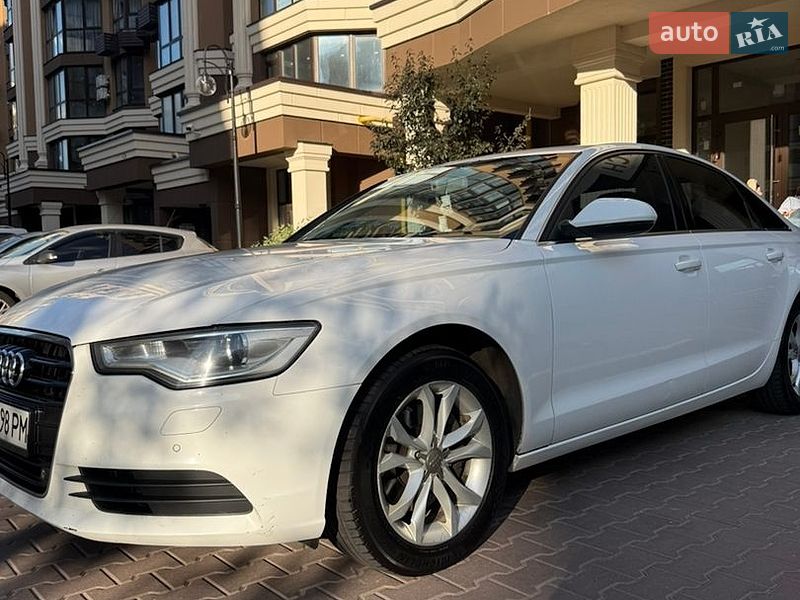 Седан Audi A6 2013 в Киеве
