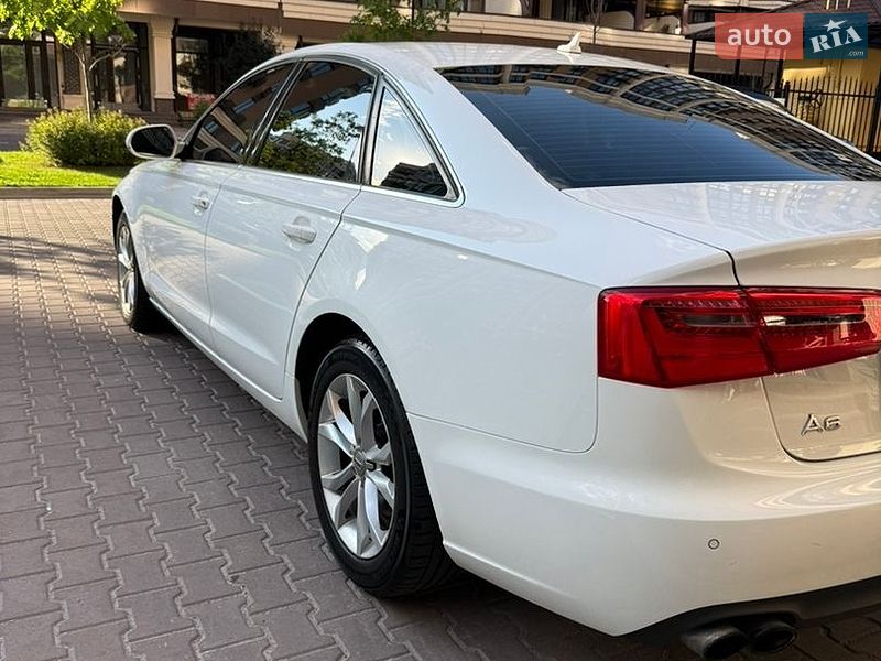 Седан Audi A6 2013 в Киеве