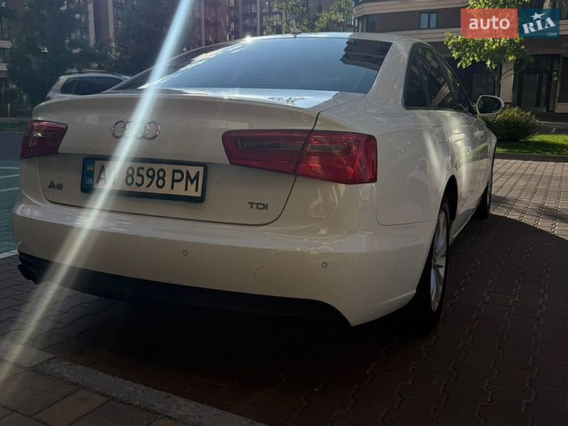 Седан Audi A6 2013 в Киеве