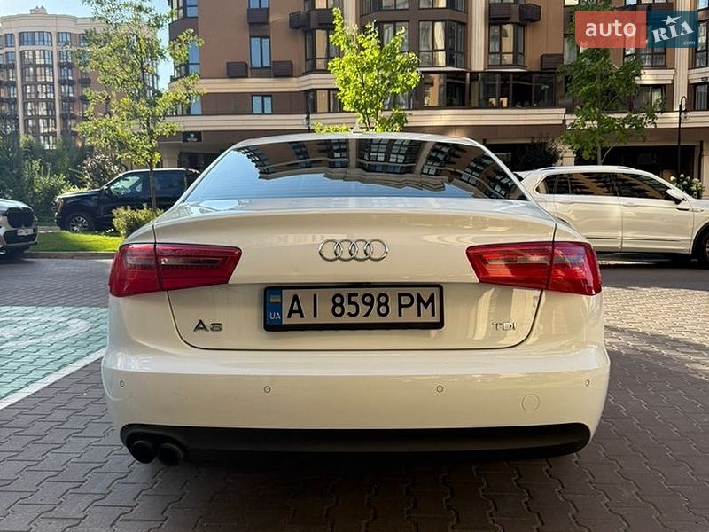 Седан Audi A6 2013 в Киеве