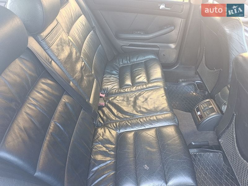 Седан Audi A6 2001 в Вільнянську