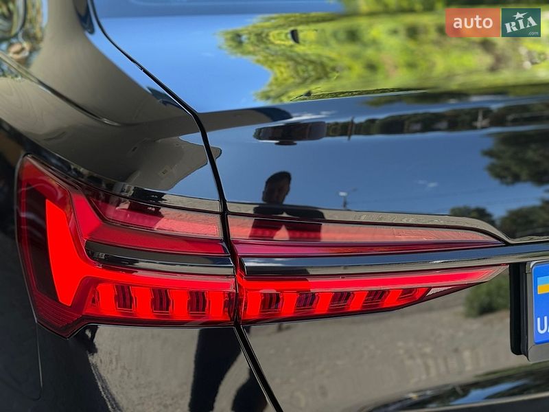 Седан Audi A6 2023 в Дніпрі
