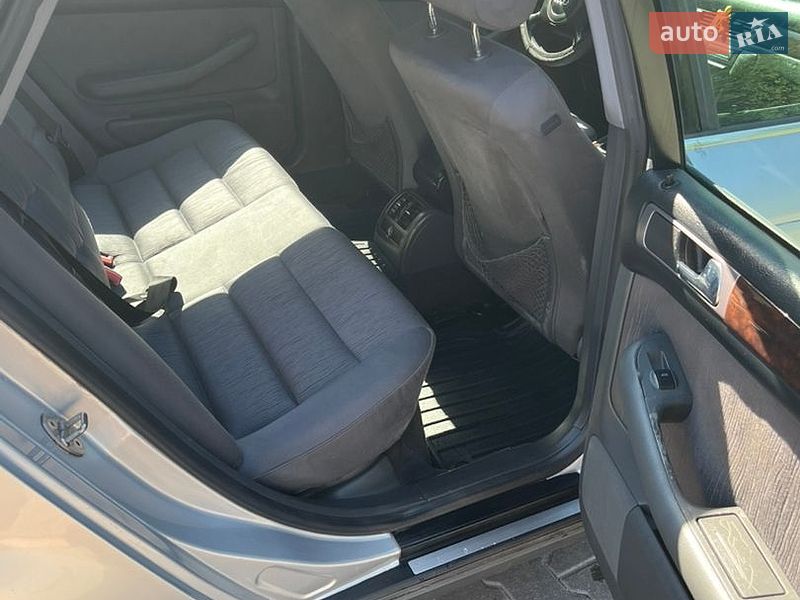 Седан Audi A6 2000 в Львові