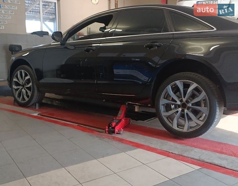 Седан Audi A6 2012 в Николаеве