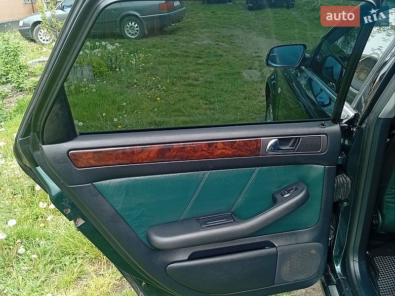 Універсал Audi A6 2000 в Млиніві