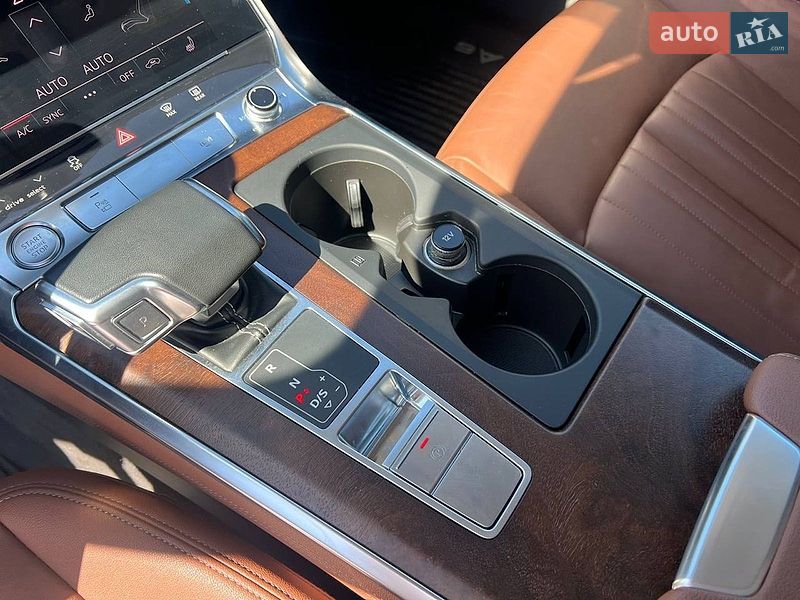 Седан Audi A6 2019 в Львове