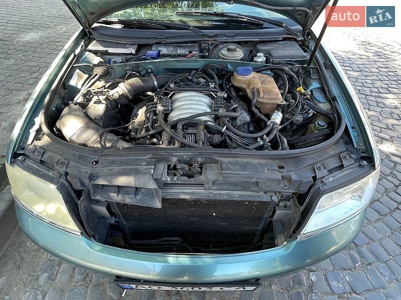 Седан Audi A6 1998 в Мукачево