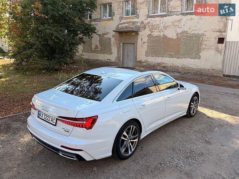 Седан Audi A6 2020 в Первомайске