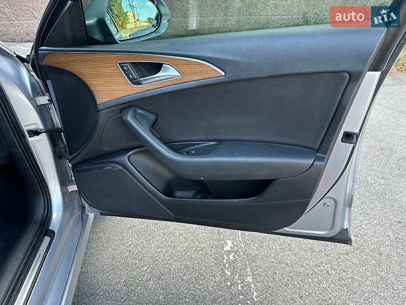 Седан Audi A6 2015 в Запоріжжі