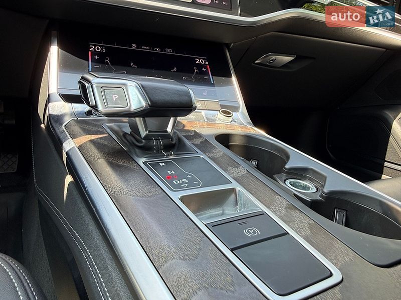 Седан Audi A6 2021 в Днепре