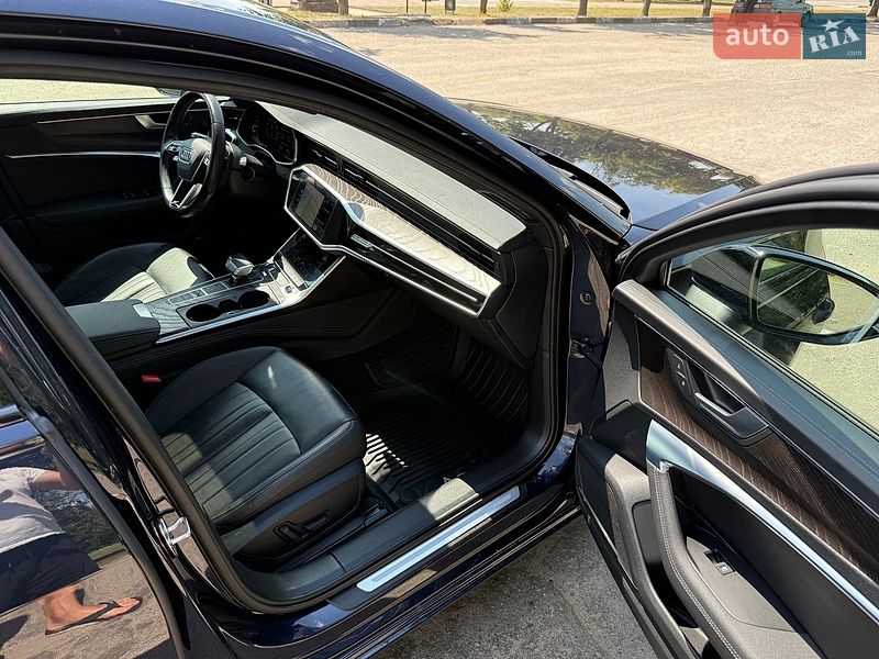 Седан Audi A6 2021 в Днепре