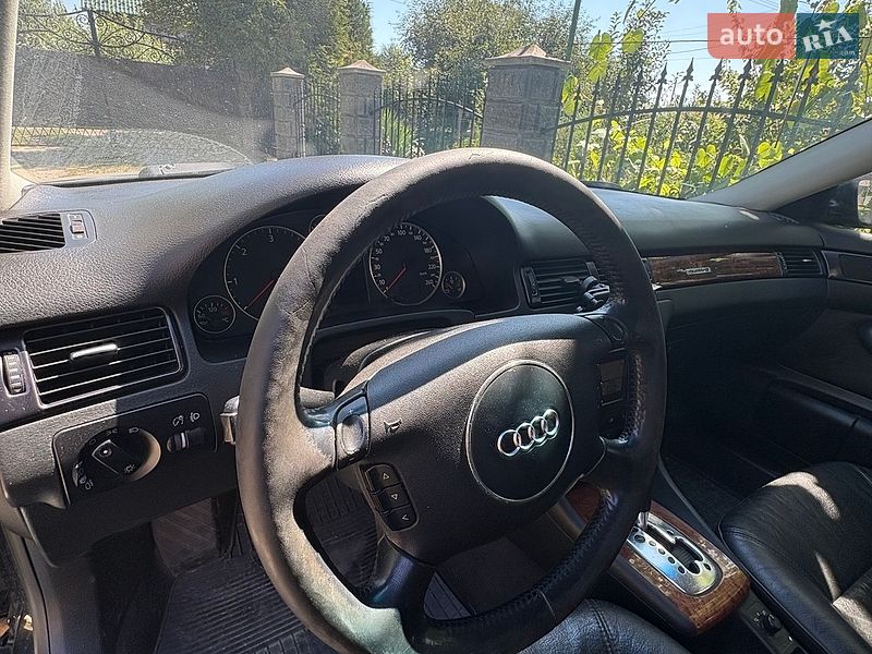 Седан Audi A6 2003 в Жовкве