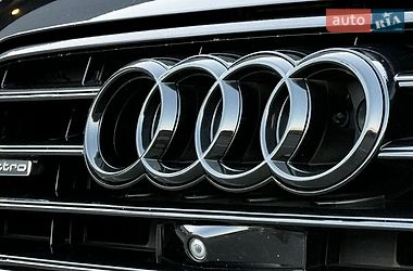 Седан Audi A6 2014 в Вишневом фото 4 Седан Audi A6 2014 в Вишневом