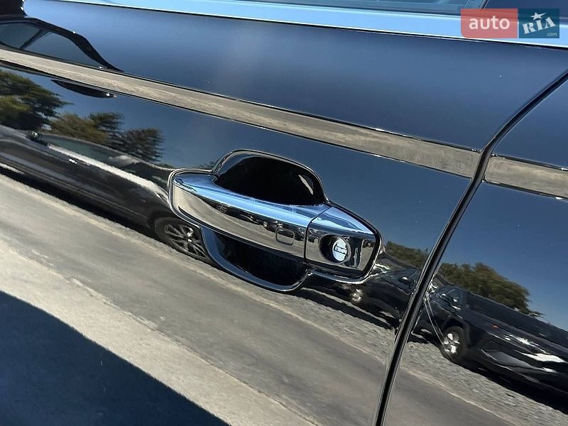 Седан Audi A6 2015 в Рівному