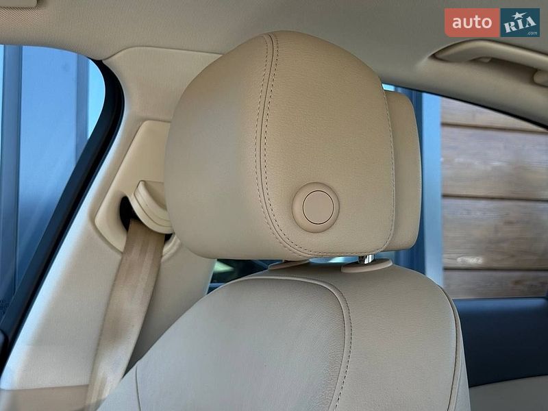 Седан Audi A6 2015 в Рівному