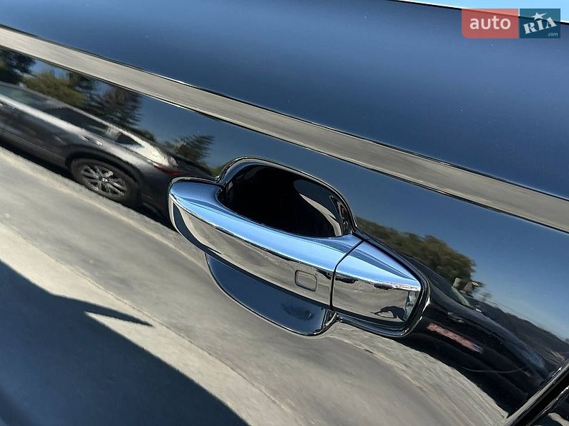 Седан Audi A6 2015 в Рівному