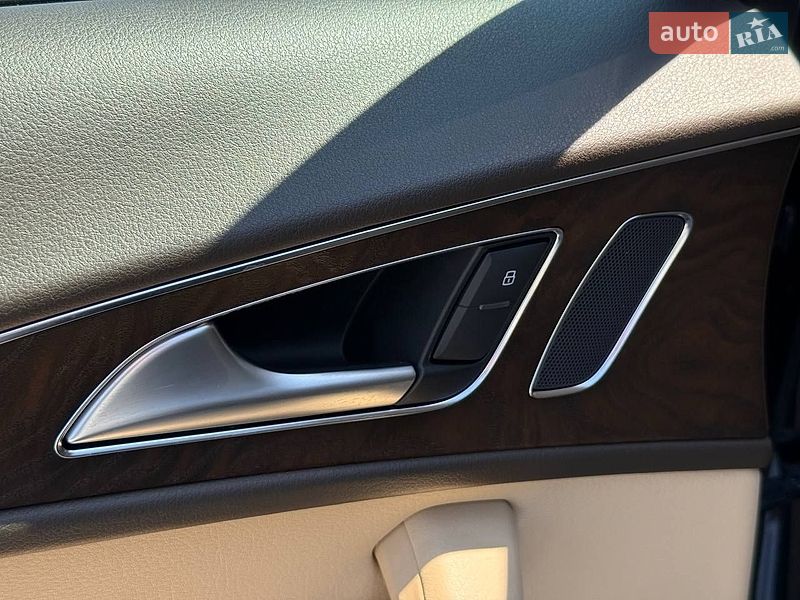 Седан Audi A6 2015 в Рівному