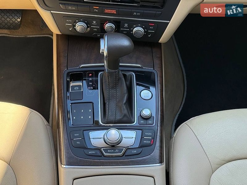 Седан Audi A6 2015 в Рівному