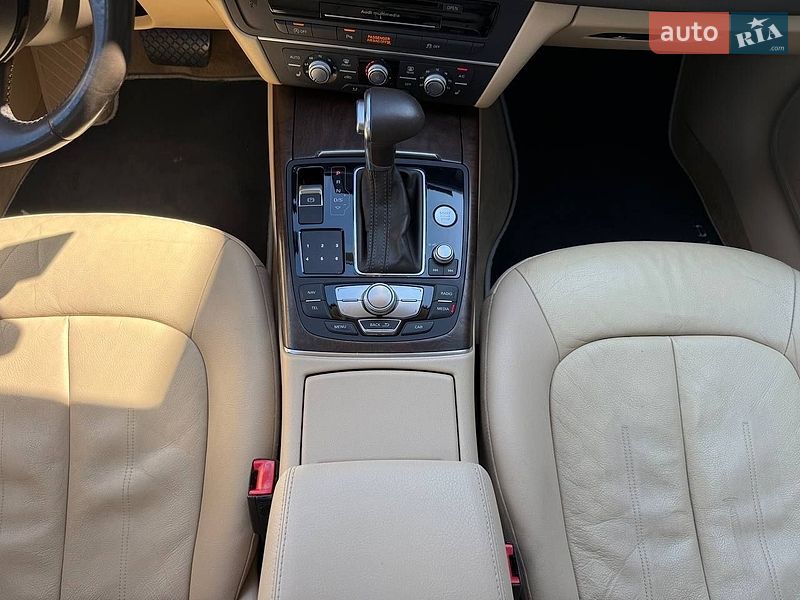 Седан Audi A6 2015 в Рівному