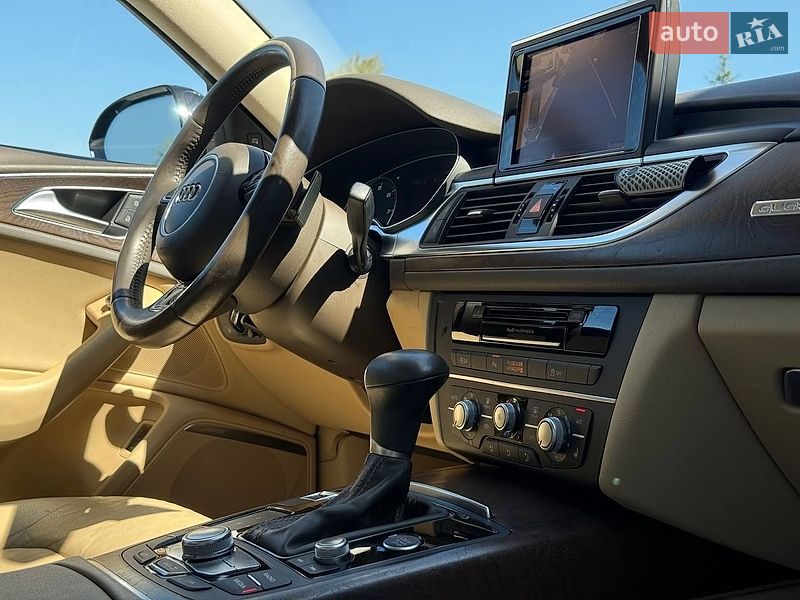 Седан Audi A6 2015 в Рівному