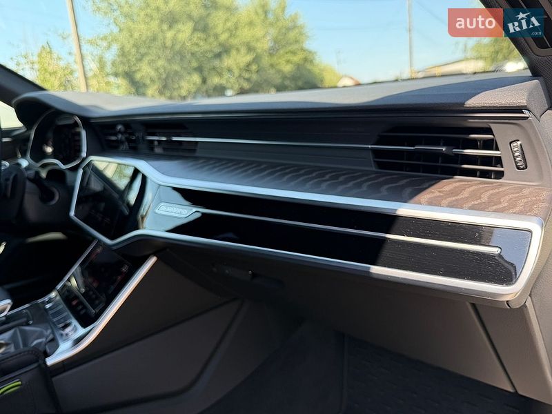 Седан Audi A6 2022 в Києві
