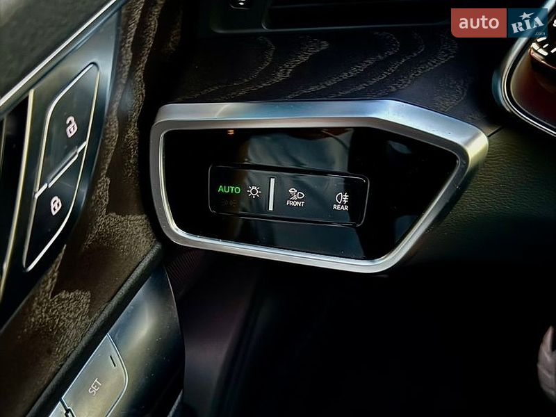 Седан Audi A6 2021 в Киеве