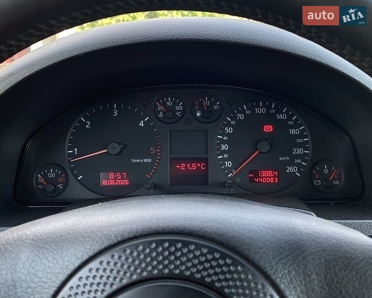 Універсал Audi A6 2001 в Братському
