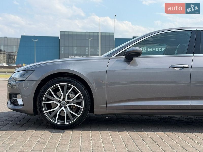 Седан Audi A6 2018 в Киеве