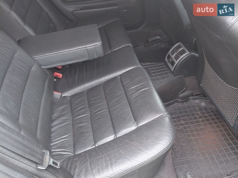 Универсал Audi A6 2004 в Киеве