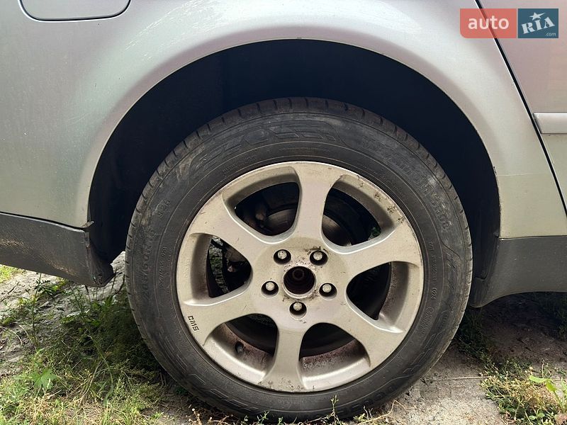 Седан Audi A6 1998 в Казатине